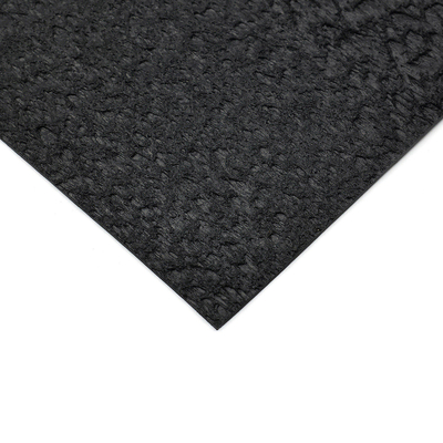 طول کششی صاف 1mm Hdpe در زمان شکستن ≥700٪ محتوای سیاه کربن 2.0-3.0% برای نگهداری زباله