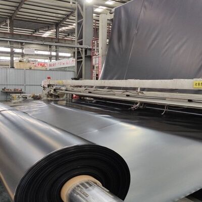 1.5mm HDPE Geomembrane Liner با مقاومت شیمیایی تخصصی برای پد های خروجی سنگ معدن