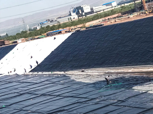 پوشش ژئوممبران سیاه HDPE محافظت شده در برابر اشعه ماوراء بنفش برای ساخت دریاچه مصنوعی