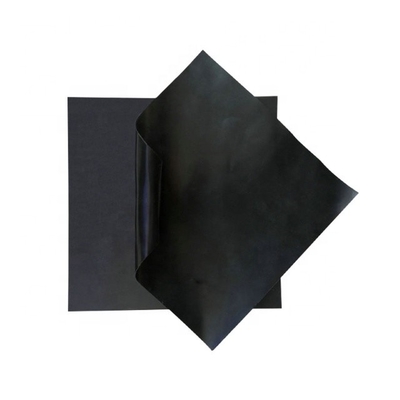محتوای سیاه کربن 2.0-3.0% پلی اتیلن Hdpe با چگالی بالا پوشش شکستن طول کش ≥700٪ عالی برای پروژه